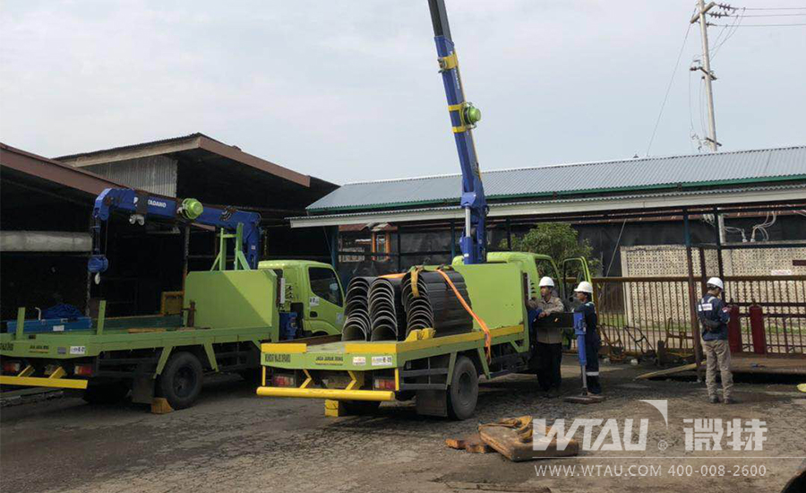 給雪佛龍所屬汽車吊安裝力矩限制器